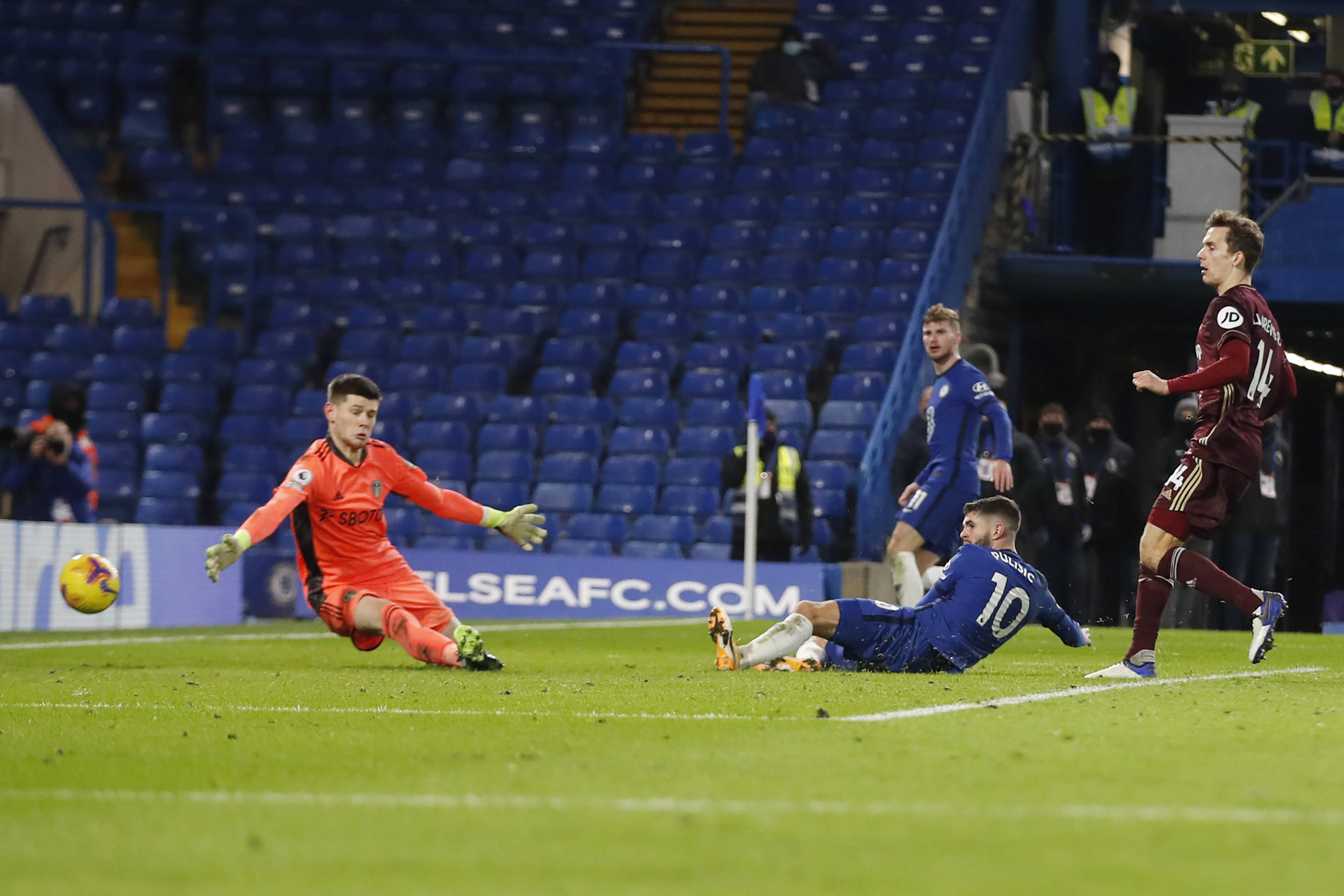 在英超積分 在英超積分